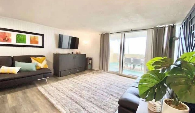 Beachfront Condo with Stunning Views