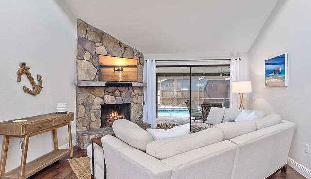 Beautiful Pool Home Close to Top Beaches and Golf!