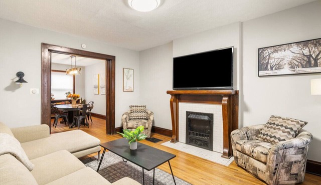 Brewery District Gem - 2BR with Historic Charm
