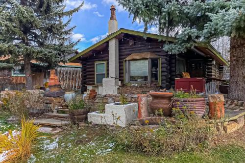Bucks House