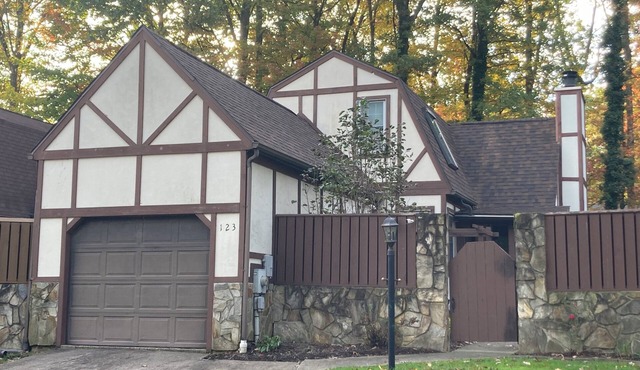 Charming 3-bedroom home near Penn State & Beaver Stadium in State College, PA