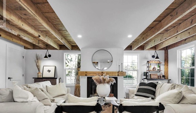 Charming and Rustic Farmhouse-style home in the heart of Sparta, ON
