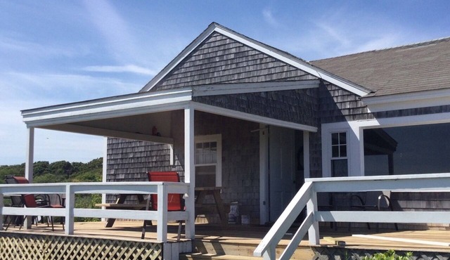 Chilmark pond side cottage with beach access, sweeping views