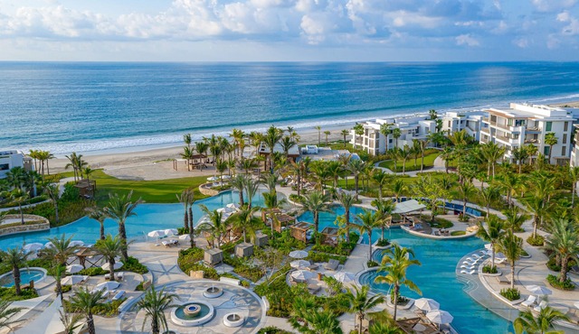 Conrad Punta de Mita