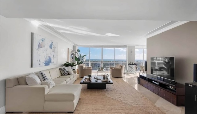 Exclusive Waterfront Sky Residence