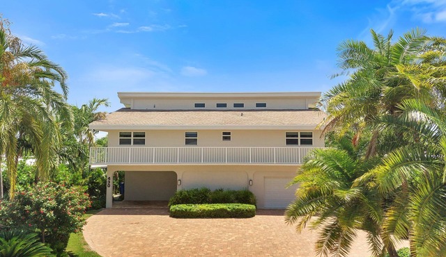 Exquisite Key Colony Beach Retreat- 420/430 11th Street KCB