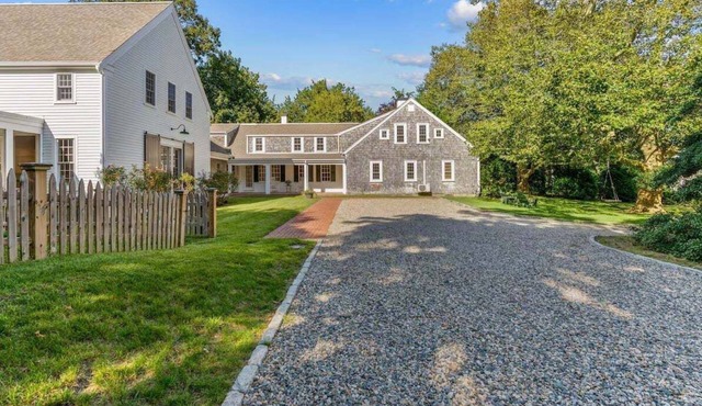 Historic 6 Bedroom/6 Bath Home with Saltwater Pool