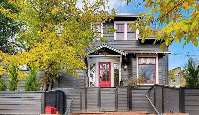 Historic Mapleton Hill House