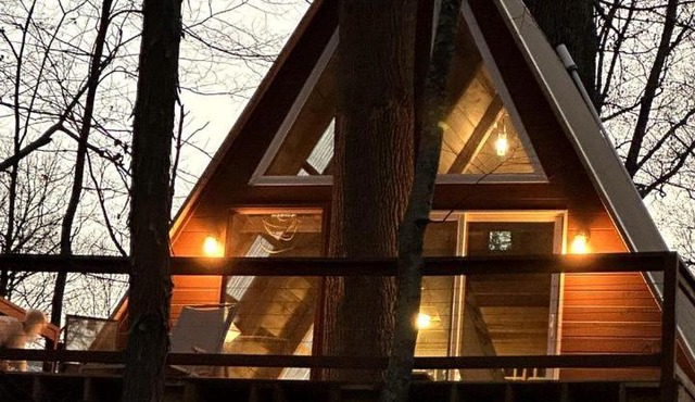 Incredible A-Frame Tree House Overlooking the Raystown Branch Juniata River and Surrounded by Trees for a Peaceful Getaway in Hopewell, Pennsylvania