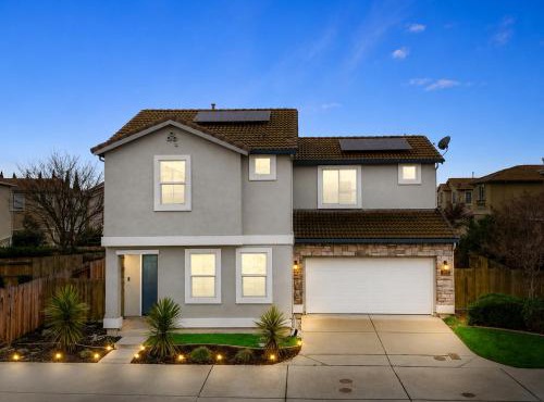 Insurance Ready 4BR Family Home Traveling Pros