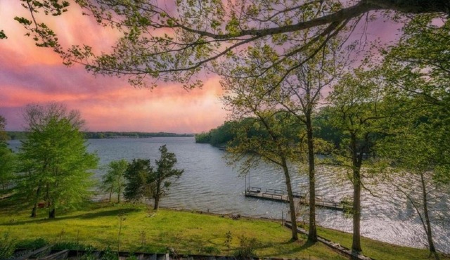 Lakefront condo w private dock and boat ramp