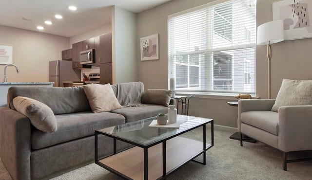 Landing | Chic 1BD, Courtyard, Clubhouse