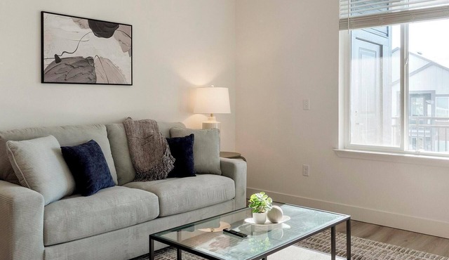 Landing | Spectacular 2BD, Gym, Clubhouse