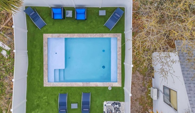 Large Group Beach House | Heated Pool, Rooftop Deck & Ocean Views | Walk to Beach + Downtown