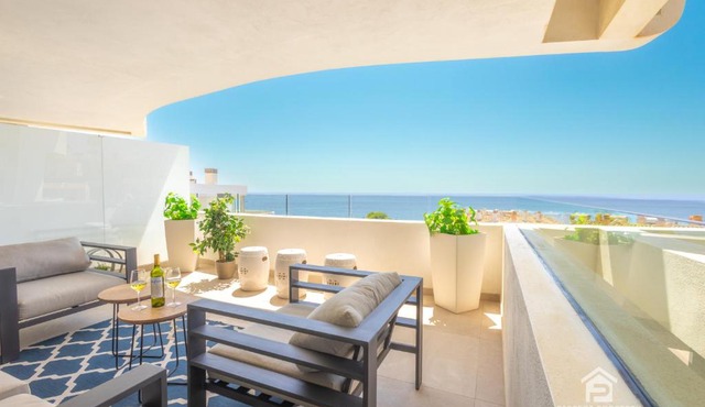 Luxury frontline apartment in Aria Resort with Spa and Fitness