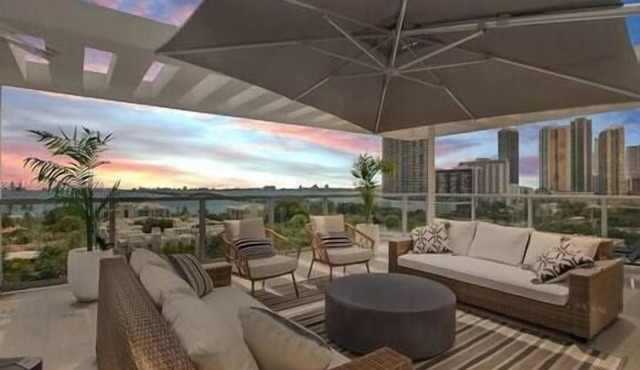 Luxury Penthouse with Water Views and Massive Private Terrace and Free Parking