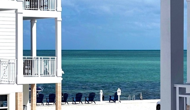 Oceanfront Islamorada Townhome- Private Dock, Pool & Pet-Friendly
