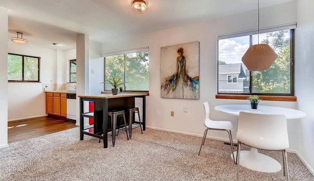 Olde Town Loft-Like 2bed/1bath