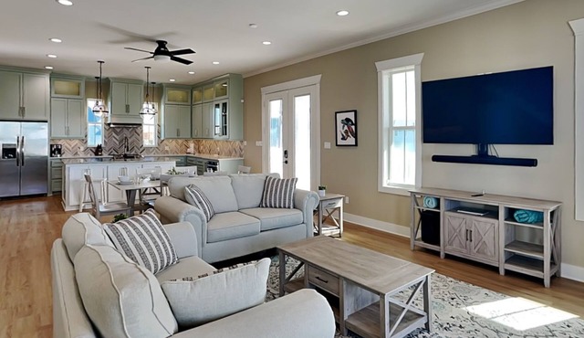 Pescador's Paradise | Upscale Finishes & Large Balcony + Close to Sand!
