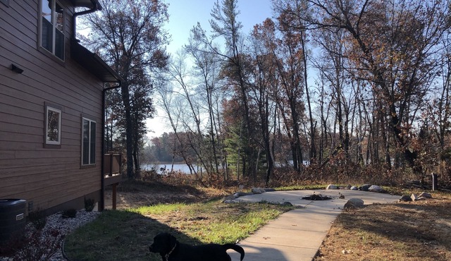 Pine Trails Hideaway - Waterview on 3 acres, near Dells, firepit, private trails