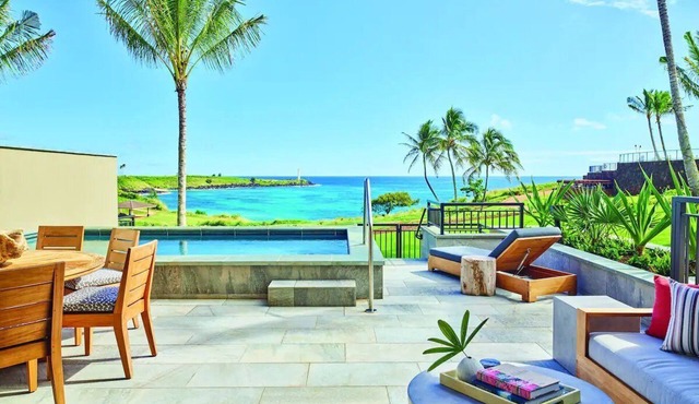 Premier Multi-Level Townhome w/Private Lanai, Swimming Pool, & Coastal Views