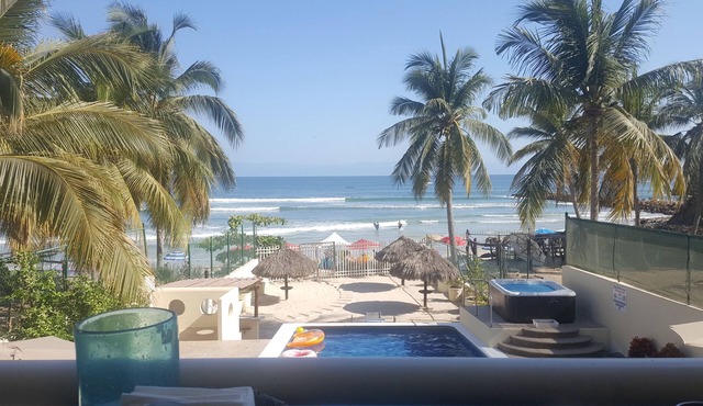 Punta de Mita Beachfront condo: Amazing Views and Fiber Optic Internet