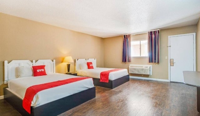 Relax Near Attractions In Pet Friendly Unit W/Free Parking