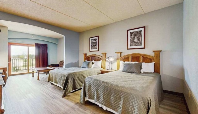 Resort Studio Comfort Meets Dells Adventure