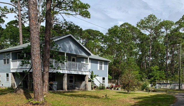 Soundside Vibes | House in Gulf Breeze with a pool, firepit, and beach access