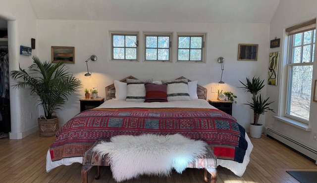 Spacious, light filled 3-bedroom post & beam in West Tisbury steps to bike path