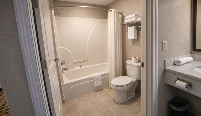 Springplace Inn & Suites