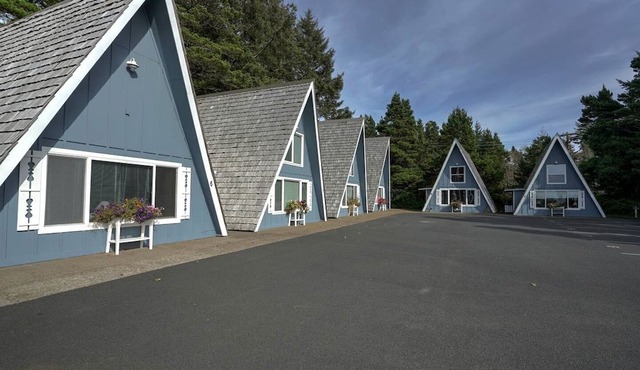 Stunning A Frame with Fantastic Views in Otter Rock, Oregon