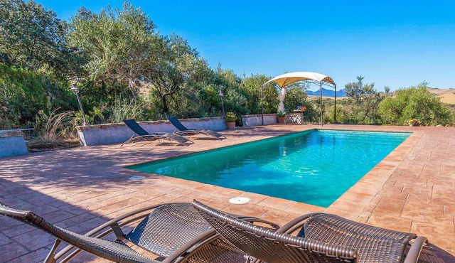 This beautiful, rustic vacation home is ideal for those who want to spend their well-deserved vacati