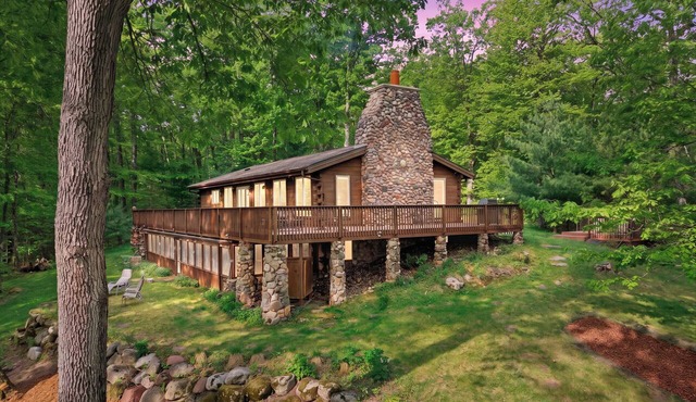 Ultimate Luxury Escape with Private Beach on Lower Long Lake