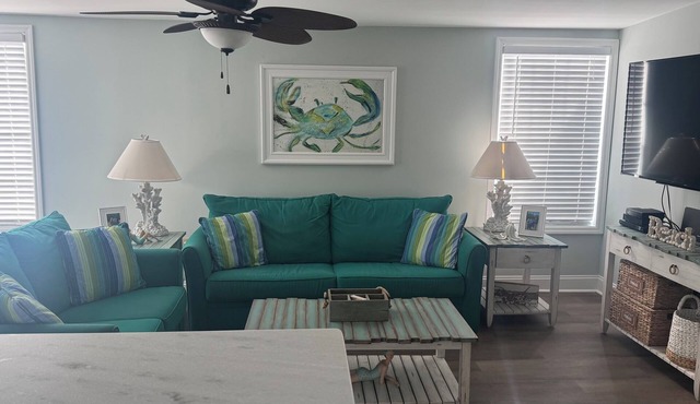Updated Ocean Lakes Beach House – Walk to Beach – Free Golf Cart – Sleeps 6