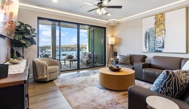 Upscale Lakeside Condo with Extraordinary Amenities at Topsider in Osage Beach 19mm
