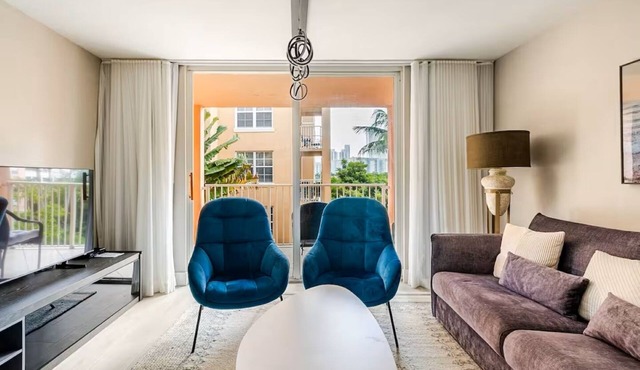 Welcoming 1-bedroom apartment in vibrant Aventura perfect for getaway
