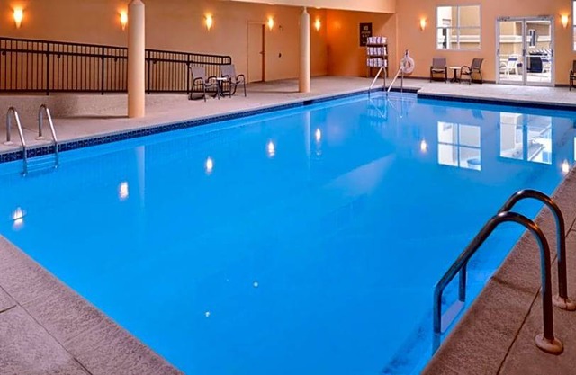 3-Star Hotel ∙ Holiday Inn Martinsburg, an IHG Hotel