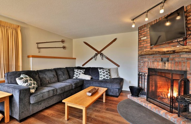 93 m² Condo ∙ 2 bedrooms ∙ 6 guests