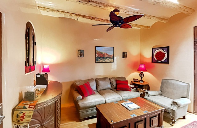 Antigua Inn 