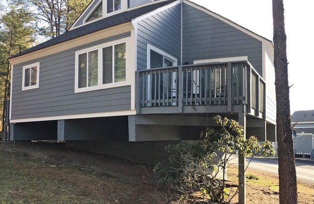 Beautiful 2 bedroom unit at resort, sleeps 6