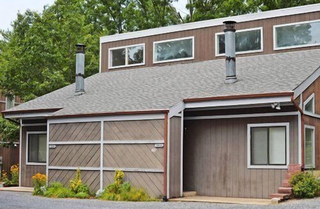 Beautiful 2 bedroom unit at resort, sleeps 8