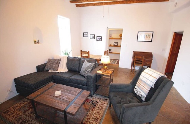Closson Casita- Patio & Fire Pit |Near Plaza | 1BR