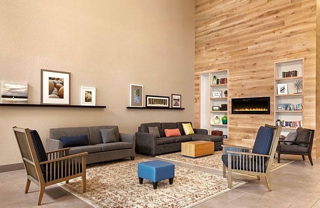 Country Inn & Suites by Radisson, Green Bay East, WI