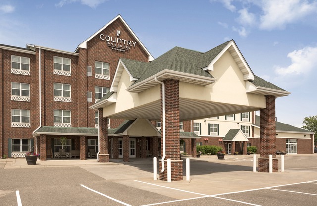 Country Inn & Suites by Radisson, Shoreview, MN