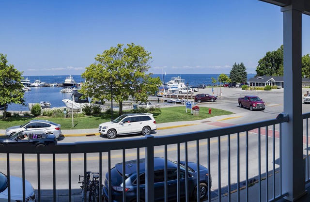 Downtown, luxury unit! Water View, Walking Distance to all of Sister Bay!