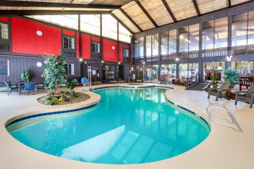 Fireside Inn Suites West Lebanon 