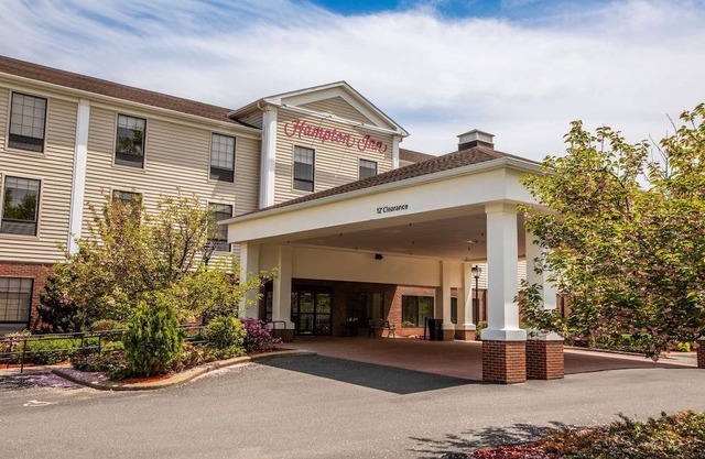 Hampton Inn Hadley-Amherst Area