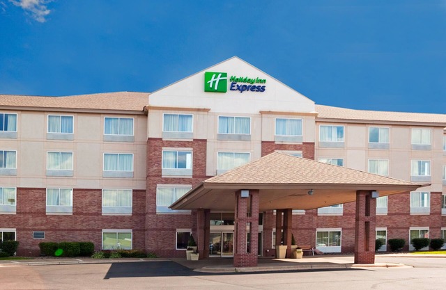 Holiday Inn Express St. Croix Valley, an IHG Hotel