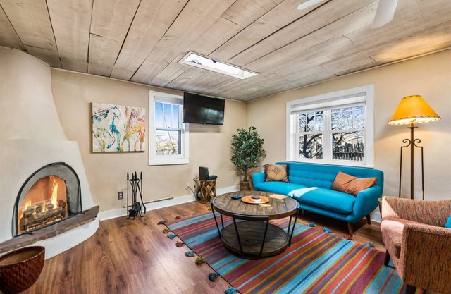 House ∙ 2 bedrooms ∙ 6 guests